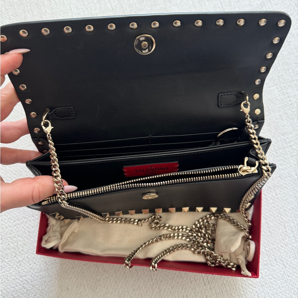 Valentino Rockstud Leather Wallet On Chain bag - Picture 4 of 10